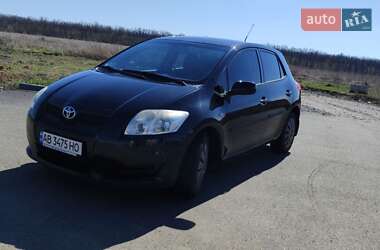 Хэтчбек Toyota Auris 2007 в 