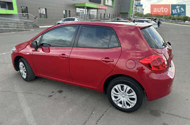 Хэтчбек Toyota Auris 2008 в 