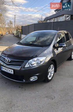 Хетчбек Toyota Auris 2012 в Києві