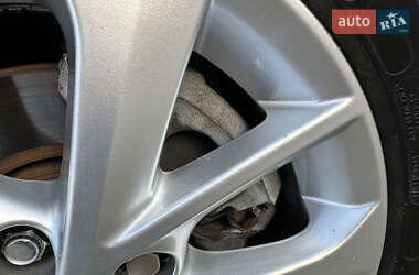 Універсал Toyota Auris 2014 в 