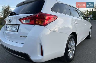 Універсал Toyota Auris 2014 в 