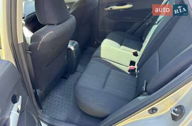 Хетчбек Toyota Auris 2007 в 