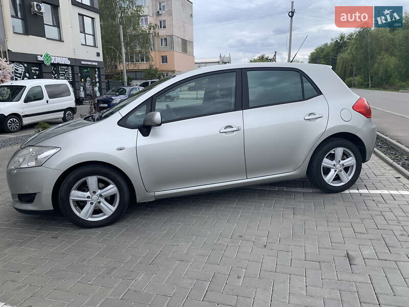 Хетчбек Toyota Auris 2008 в Ковелі