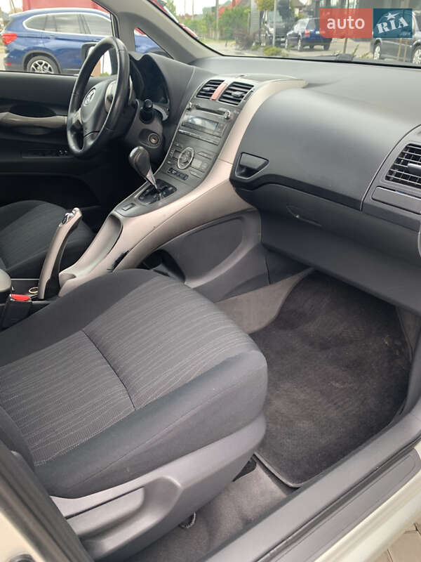 Хетчбек Toyota Auris 2008 в Ковелі