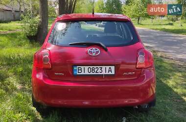 Хэтчбек Toyota Auris 2007 в 