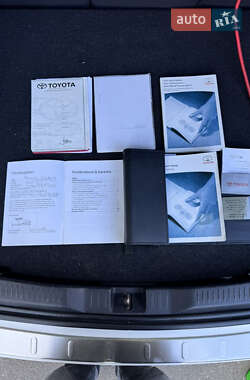 Хетчбек Toyota Auris 2014 в 
