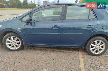Хэтчбек Toyota Auris 2008 в Мукачево