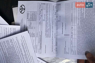 Хэтчбек Toyota Auris 2009 в 