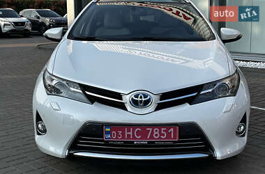 Универсал Toyota Auris 2014 в 