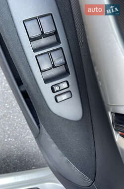 Хетчбек Toyota Auris 2007 в 
