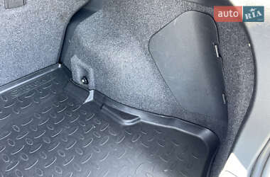 Хетчбек Toyota Auris 2007 в 