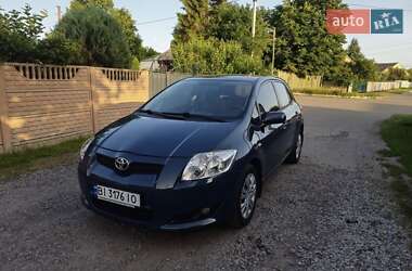 Хетчбек Toyota Auris 2008 в Миргороді