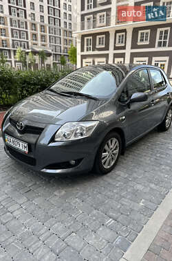 Хетчбек Toyota Auris 2009 в Києві
