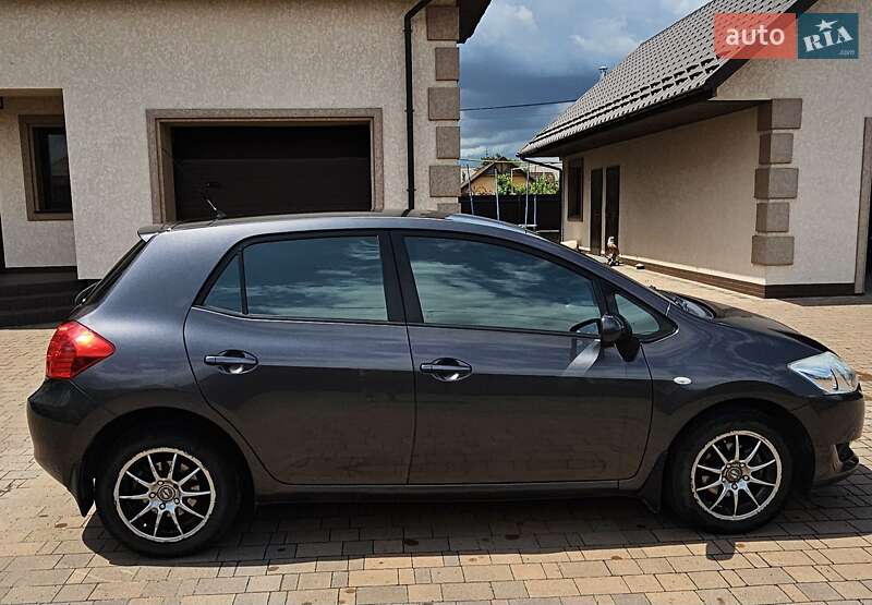 Хетчбек Toyota Auris 2008 в Хмельницькому