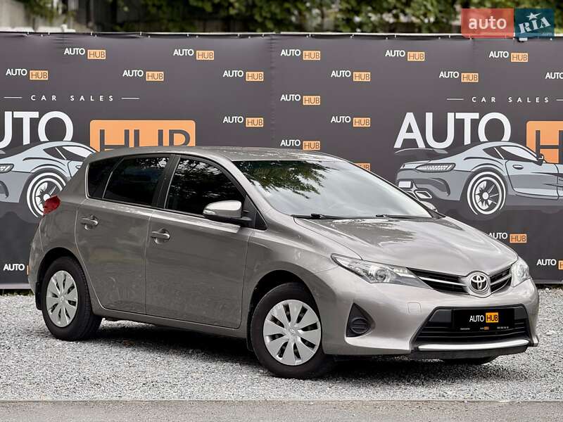 Toyota Auris 2013