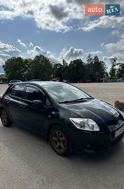 Хетчбек Toyota Auris 2008 в Новій Водолагі