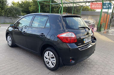 Хэтчбек Toyota Auris 2010 в Киеве