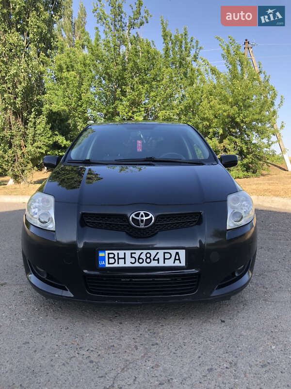Хэтчбек Toyota Auris 2008 в Одессе
