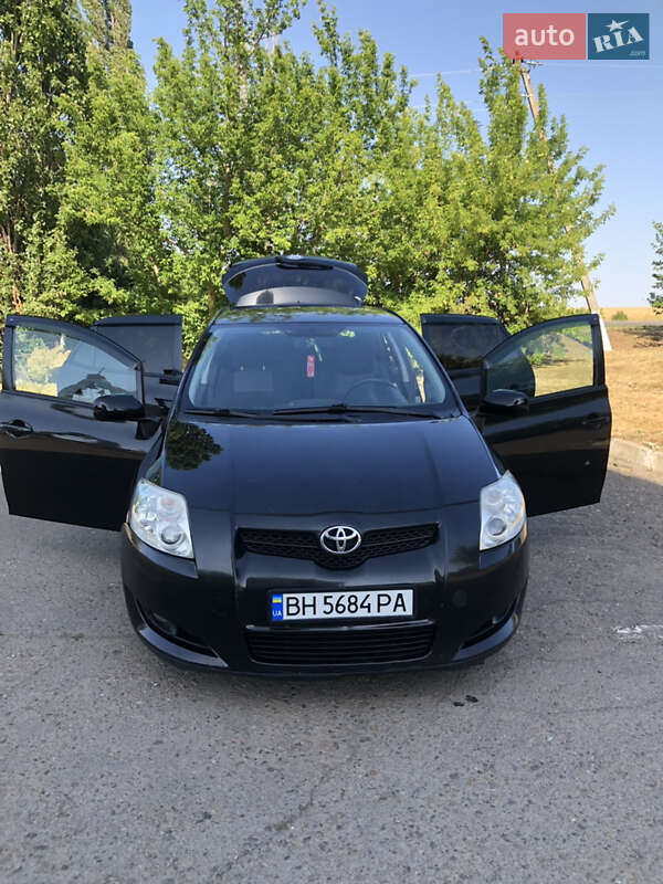 Хэтчбек Toyota Auris 2008 в Одессе