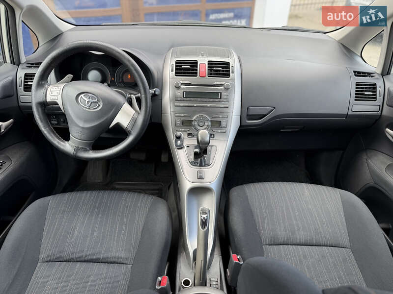 Хетчбек Toyota Auris 2009 в Києві
