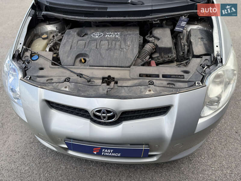 Хетчбек Toyota Auris 2009 в Києві