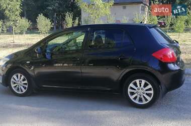 Хэтчбек Toyota Auris 2008 в Ивано-Франковске