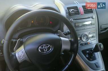 Хетчбек Toyota Auris 2008 в Івано-Франківську