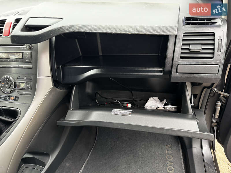 Хетчбек Toyota Auris 2009 в Біляївці фото 26 Хетчбек Toyota Auris 2009 в Біляївці