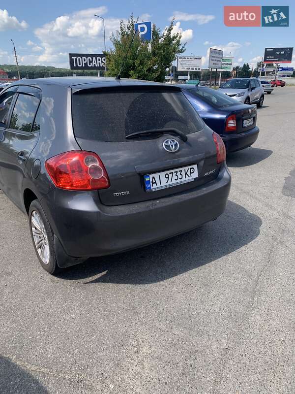 Хэтчбек Toyota Auris 2008 в Василькове