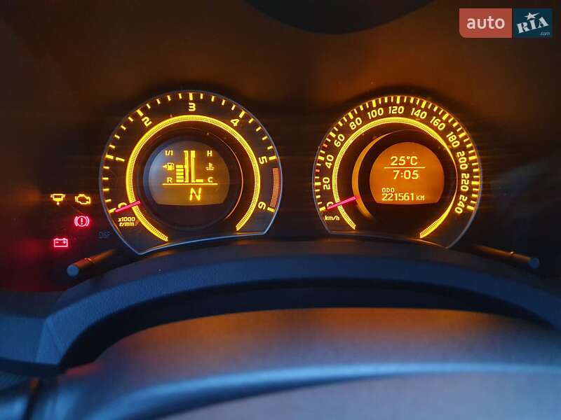Хэтчбек Toyota Auris 2007 в Виннице