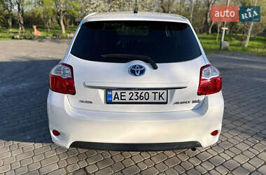 Хетчбек Toyota Auris 2011 в Дніпрі