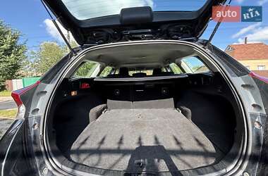 Универсал Toyota Auris 2015 в Ахтырке