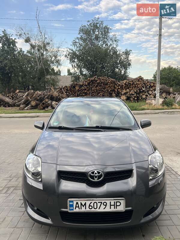 Хетчбек Toyota Auris 2007 в Коростишеві