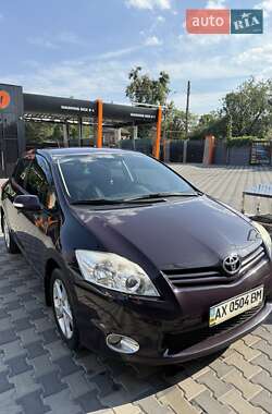 Хэтчбек Toyota Auris 2011 в Харькове