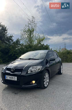 Хетчбек Toyota Auris 2007 в Івано-Франківську