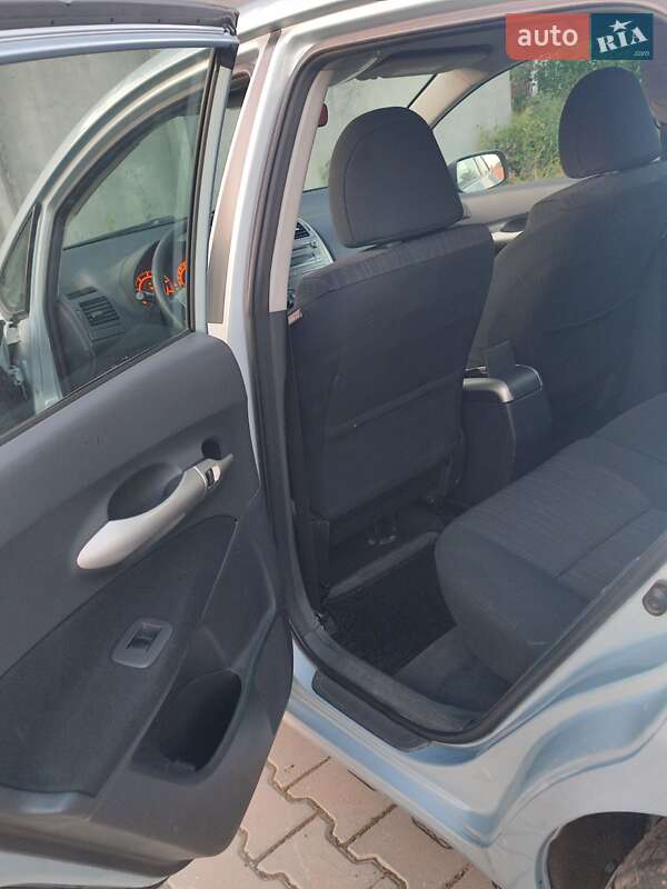 Хетчбек Toyota Auris 2007 в Дрогобичі