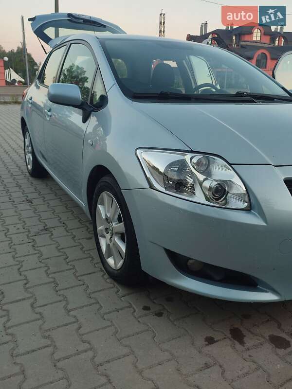 Хетчбек Toyota Auris 2007 в Дрогобичі