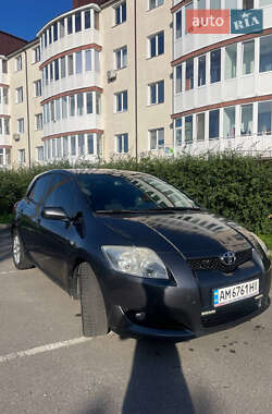 Хэтчбек Toyota Auris 2007 в Попельне