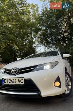 Хэтчбек Toyota Auris 2013 в Одессе
