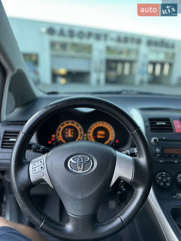 Хетчбек Toyota Auris 2008 в Вінниці