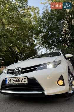 Хэтчбек Toyota Auris 2013 в Одессе