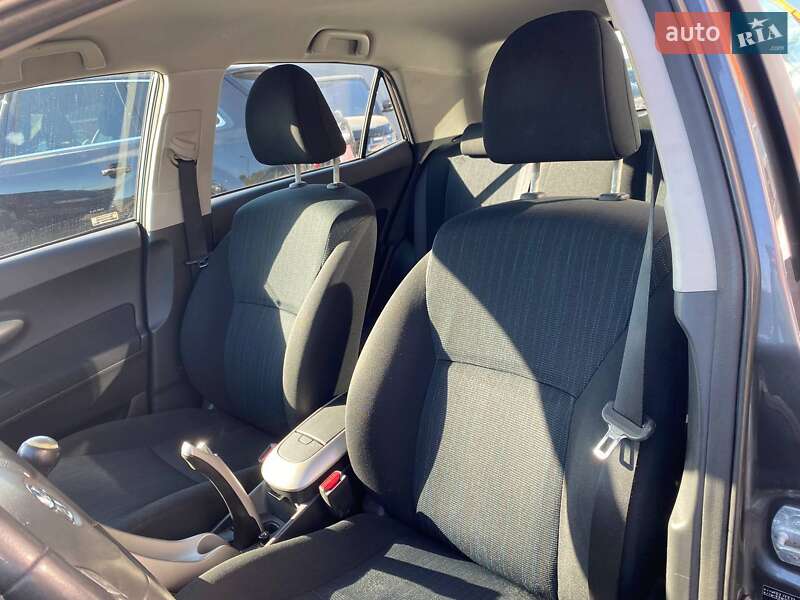 Хэтчбек Toyota Auris 2008 в Львове