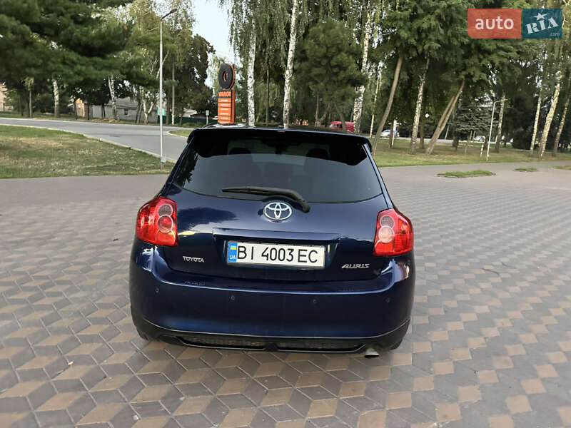Хетчбек Toyota Auris 2007 в Лубнах