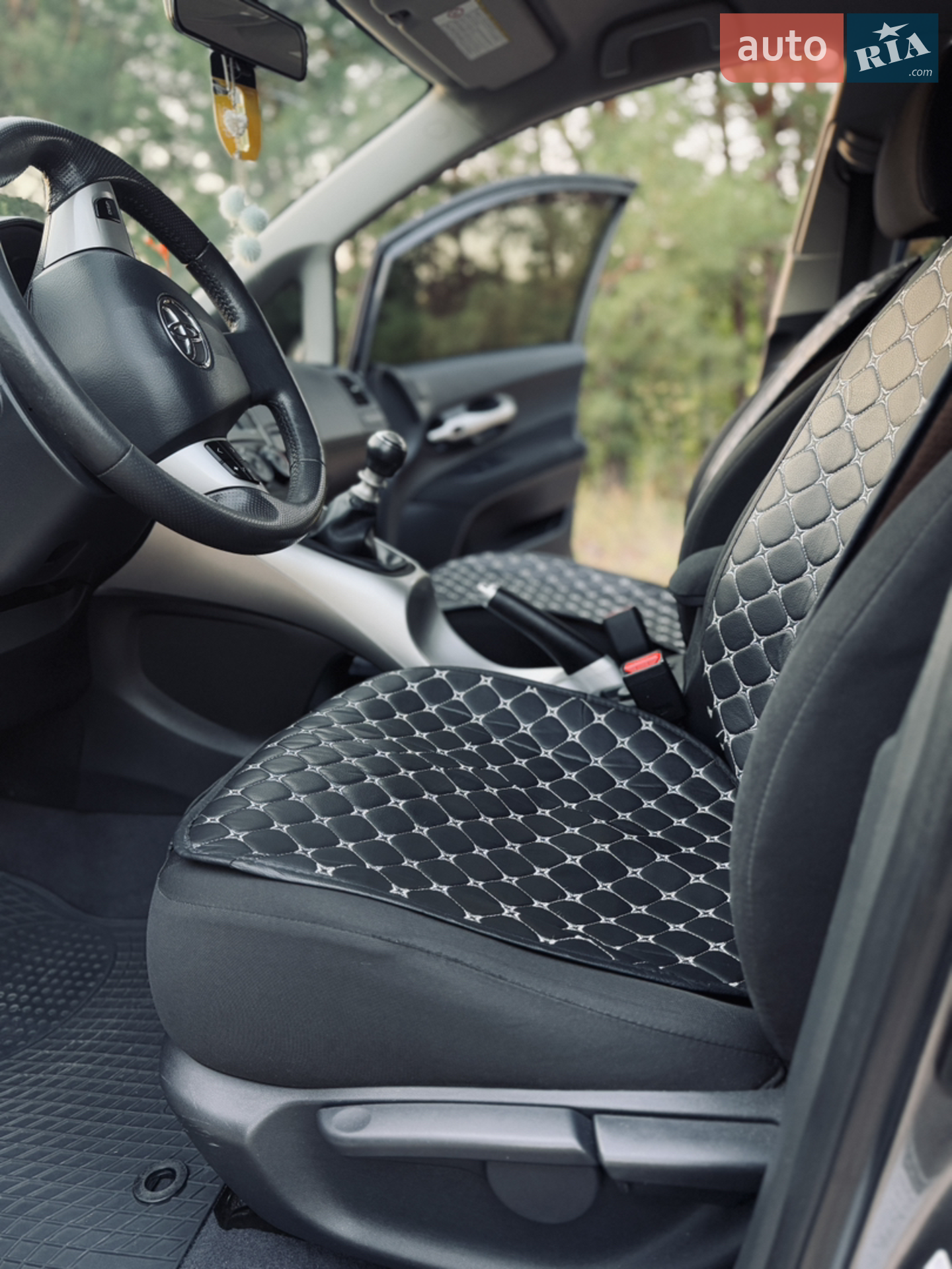 2012 Toyota Auris - мініатюра 13