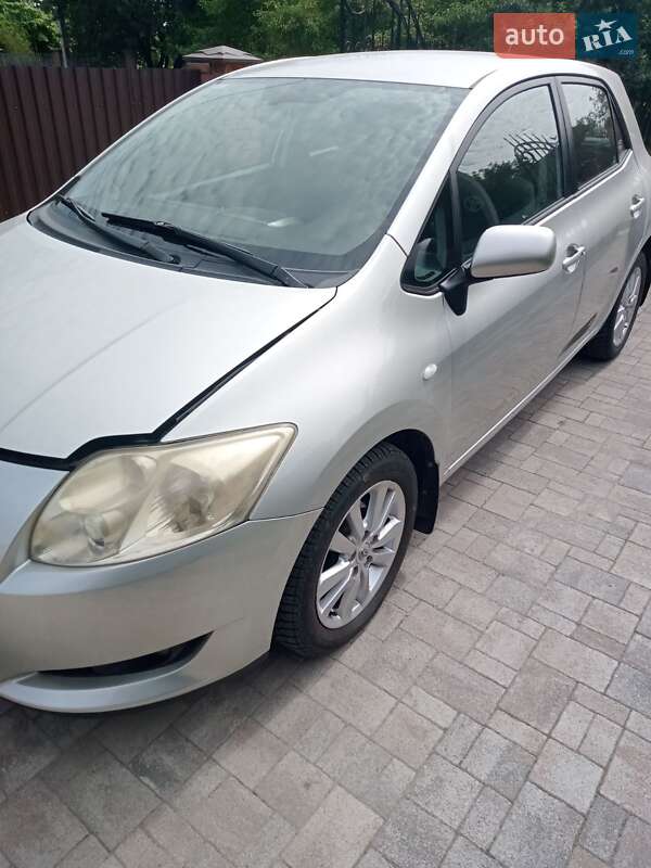 Хетчбек Toyota Auris 2007 в Луцьку