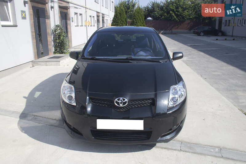 Хетчбек Toyota Auris 2008 в Києві фото 2 Хетчбек Toyota Auris 2008 в Києві