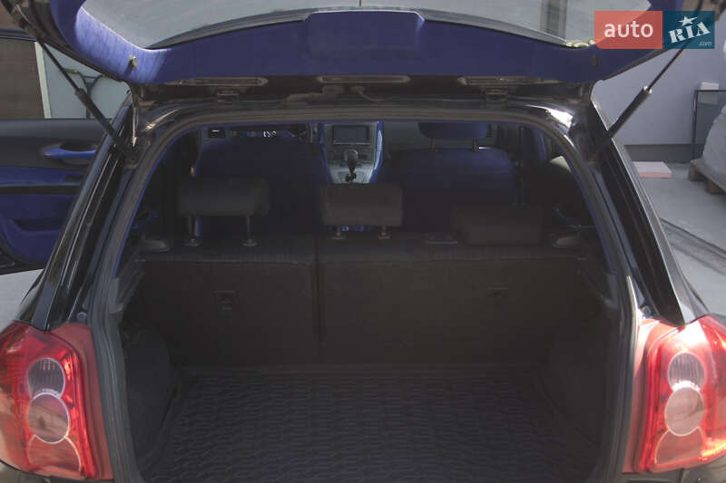 Хетчбек Toyota Auris 2008 в Києві фото 10 Хетчбек Toyota Auris 2008 в Києві