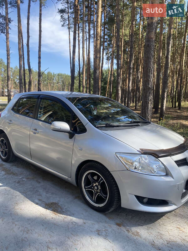 Хэтчбек Toyota Auris 2007 в Ирпене