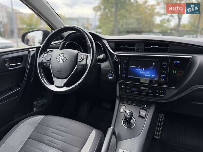 Універсал Toyota Auris 2018 в Києві фото 11 Універсал Toyota Auris 2018 в Києві