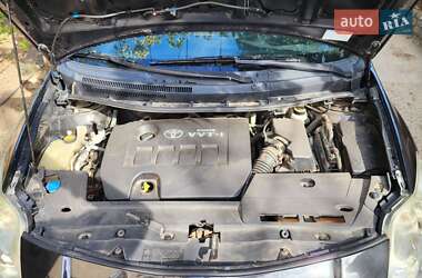 Хэтчбек Toyota Auris 2008 в 
